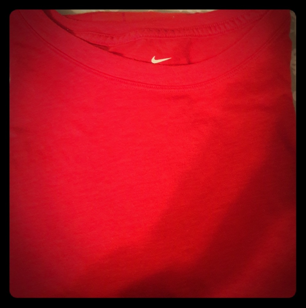 NIKE Mens work out shirt